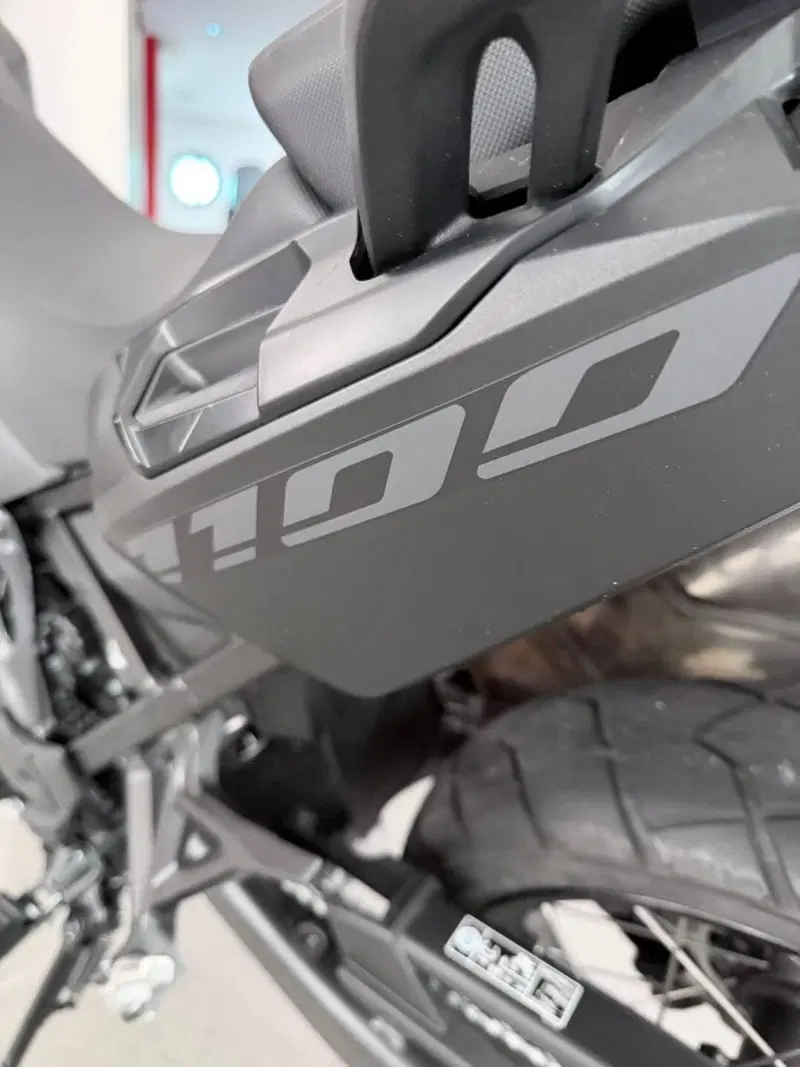 Honda Africa Twin CRF 1100L DCT (2022 - 23) (5)