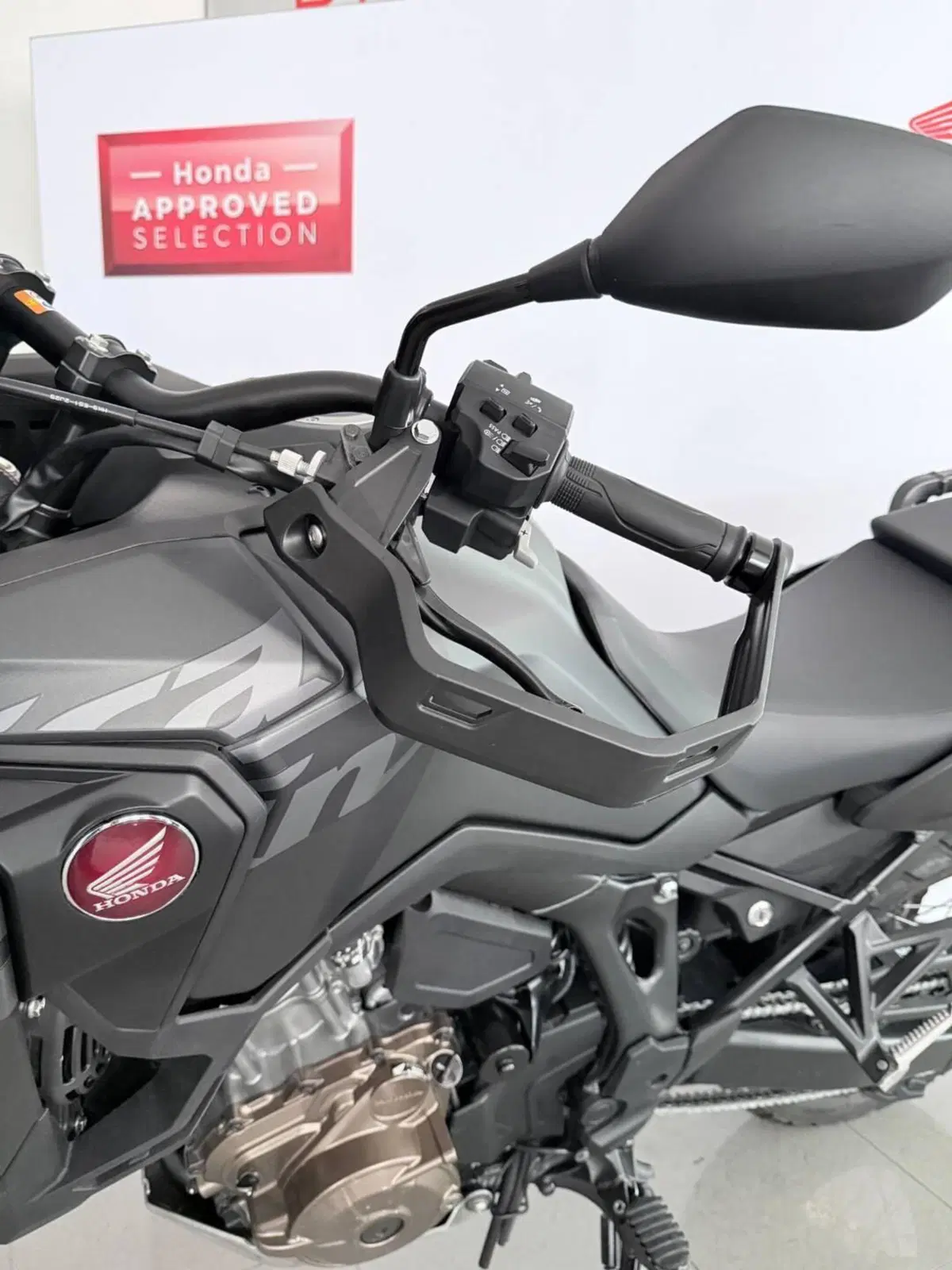 Honda Africa Twin CRF 1100L DCT (2022 - 23) (8)