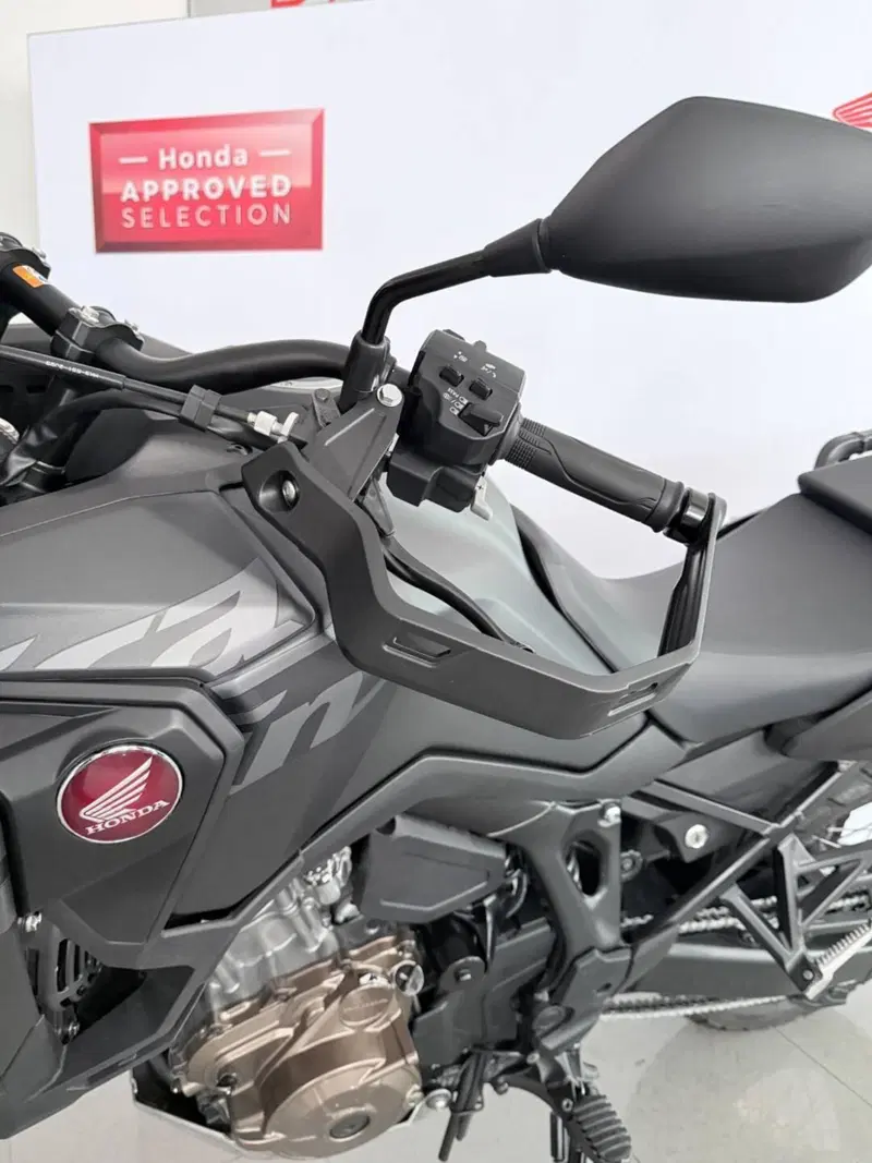 Honda Africa Twin CRF 1100L DCT (2022 - 23) (8)