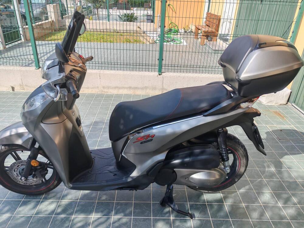 Honda SH 300 i Sport ABS (2018 - 20) (2)