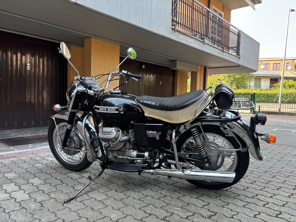Moto Guzzi V7 850 GT California
