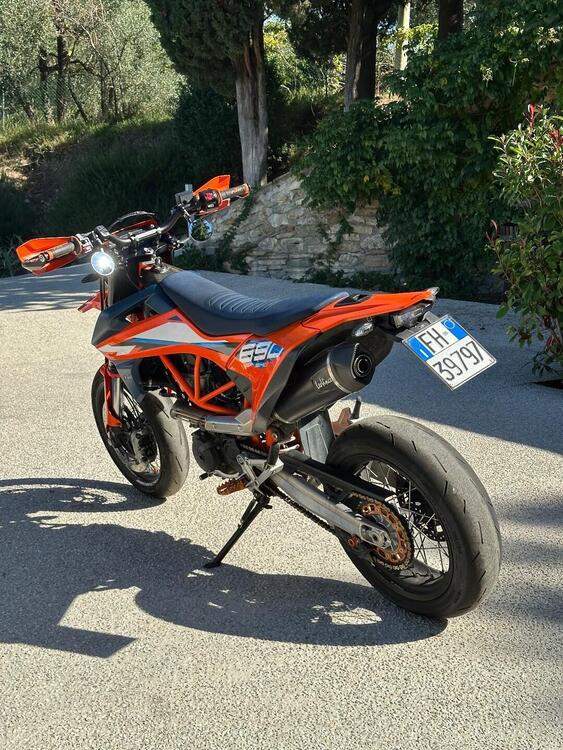 KTM 690 SMC R (2023 - 25) (3)