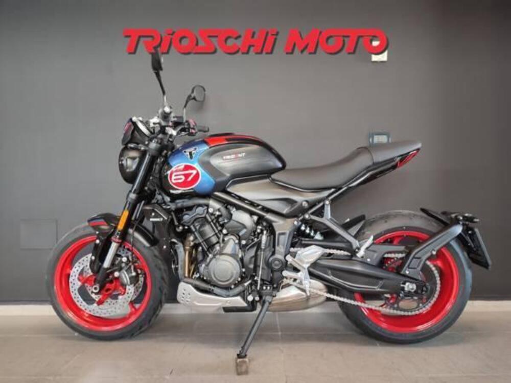 Triumph Trident 660 Triple Tribute Edition (2025) (2)