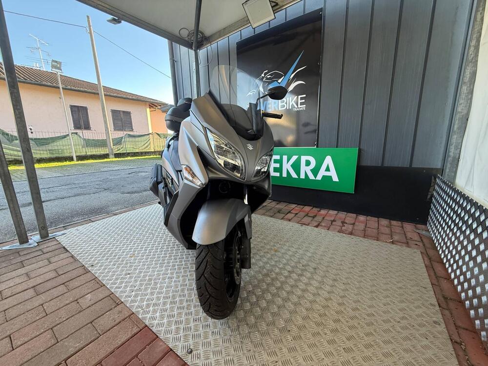 Suzuki Burgman AN 400 (2017 - 20) (2)