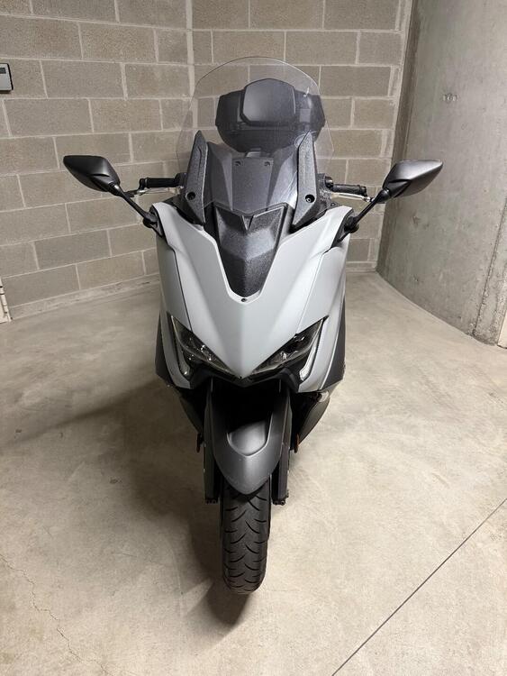 Yamaha T-Max 560 Tech Max (2021) (4)