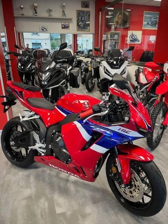 Honda CBR 600 RR (2024 - 25)