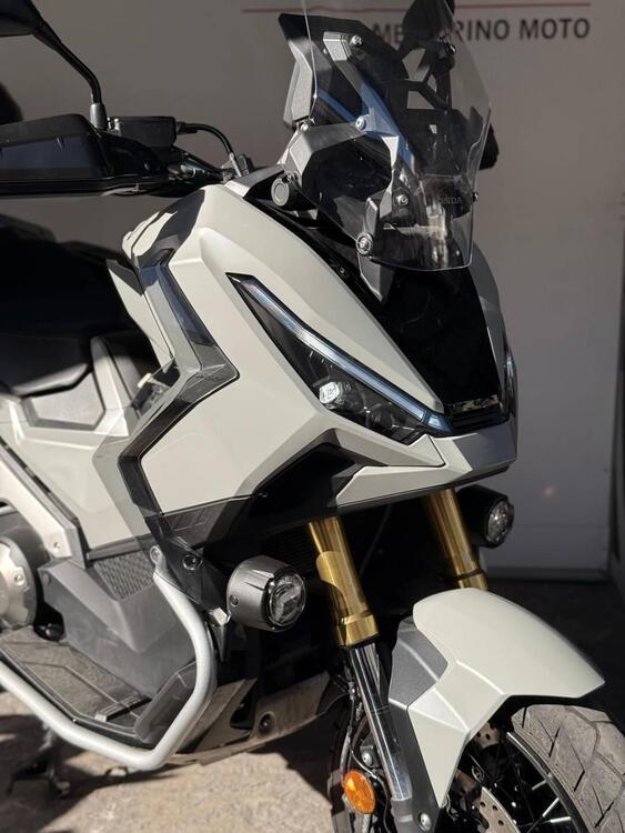 Honda X-ADV 750 Travel (2025) (2)