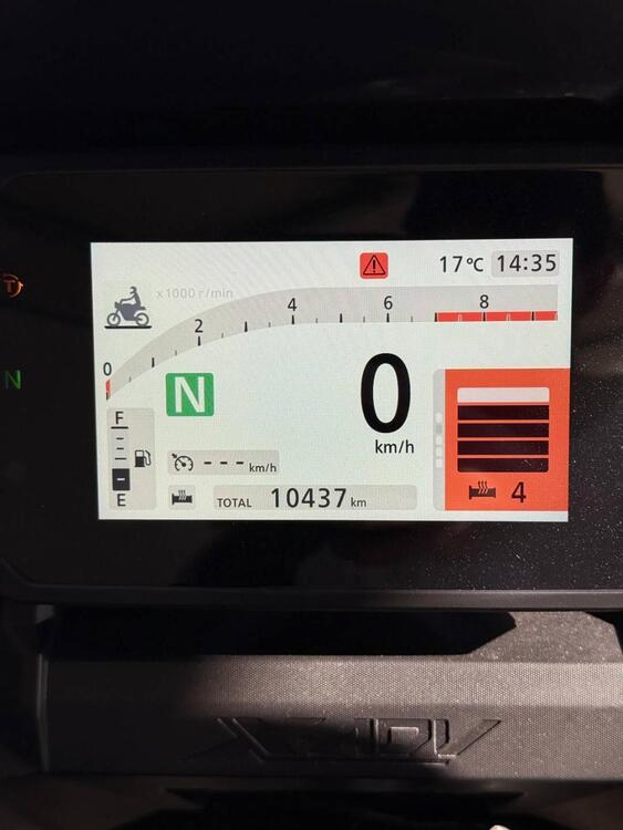 Honda X-ADV 750 Travel (2025) (5)