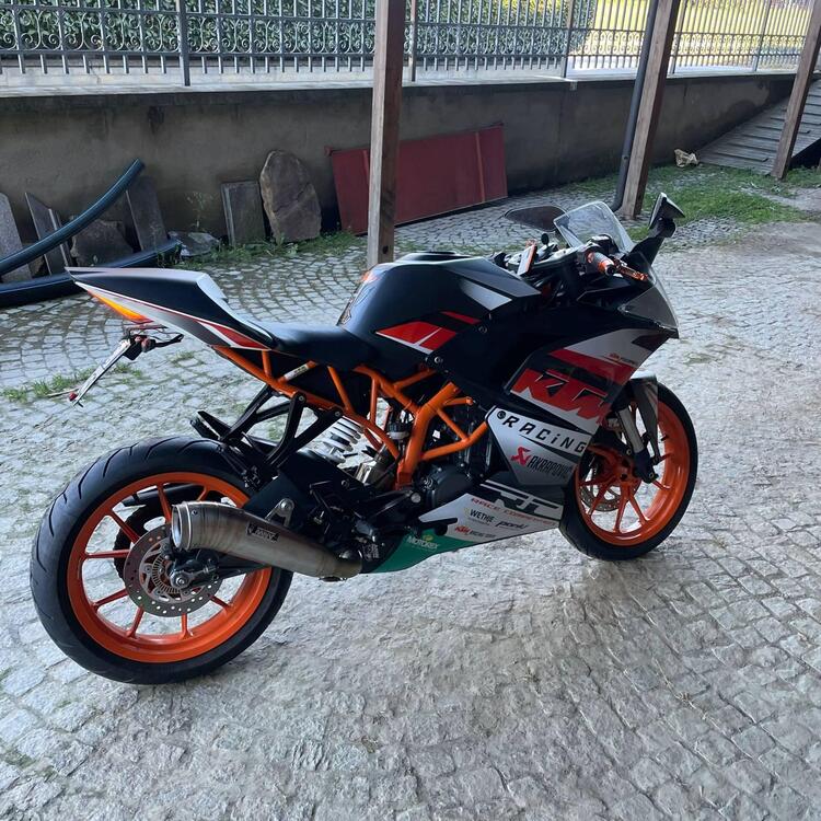 KTM RC 125 ABS (2015 - 16) (5)