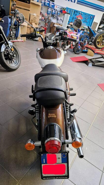 Royal Enfield Classic 350 (2021 - 25) (4)