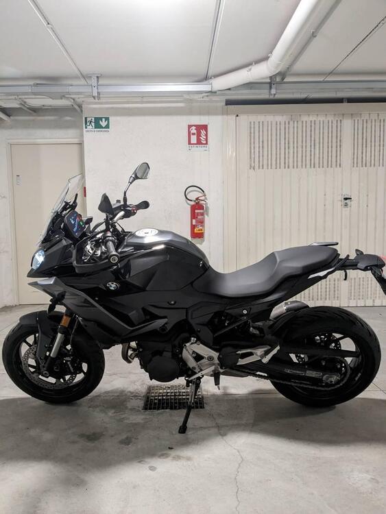 Bmw F 900 XR (2025) (2)