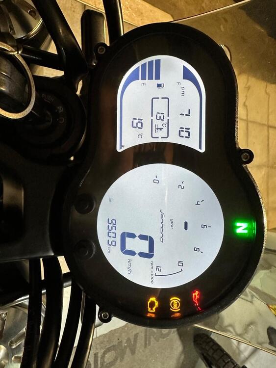 Benelli Leoncino 500 ABS (2017 - 20) (4)