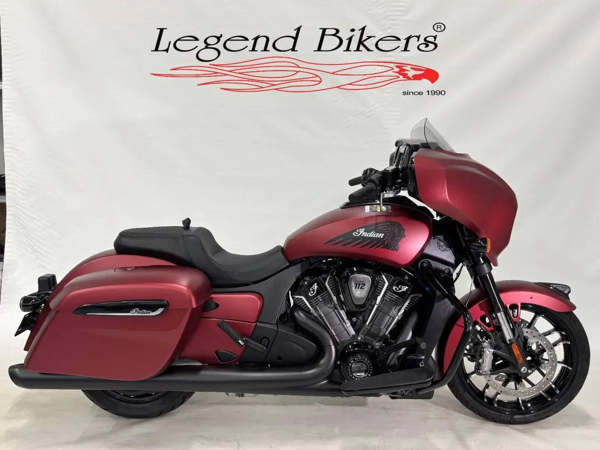 Indian Chieftain 1834 Powerplus Dark Horse (2025 - 26)