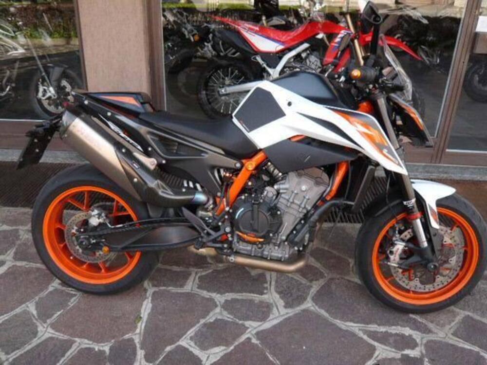 KTM 890 Duke R (2020)