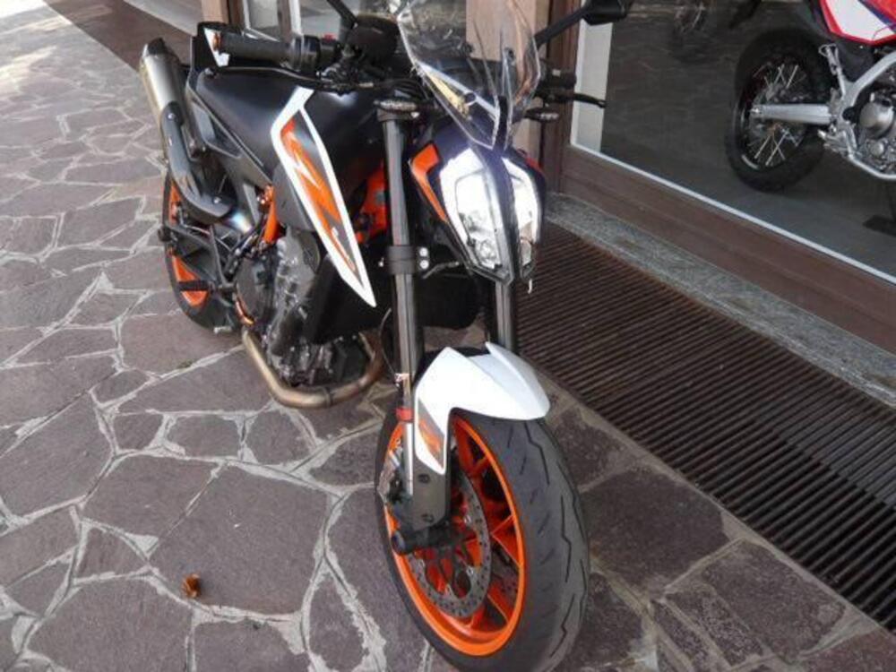 KTM 890 Duke R (2020) (3)