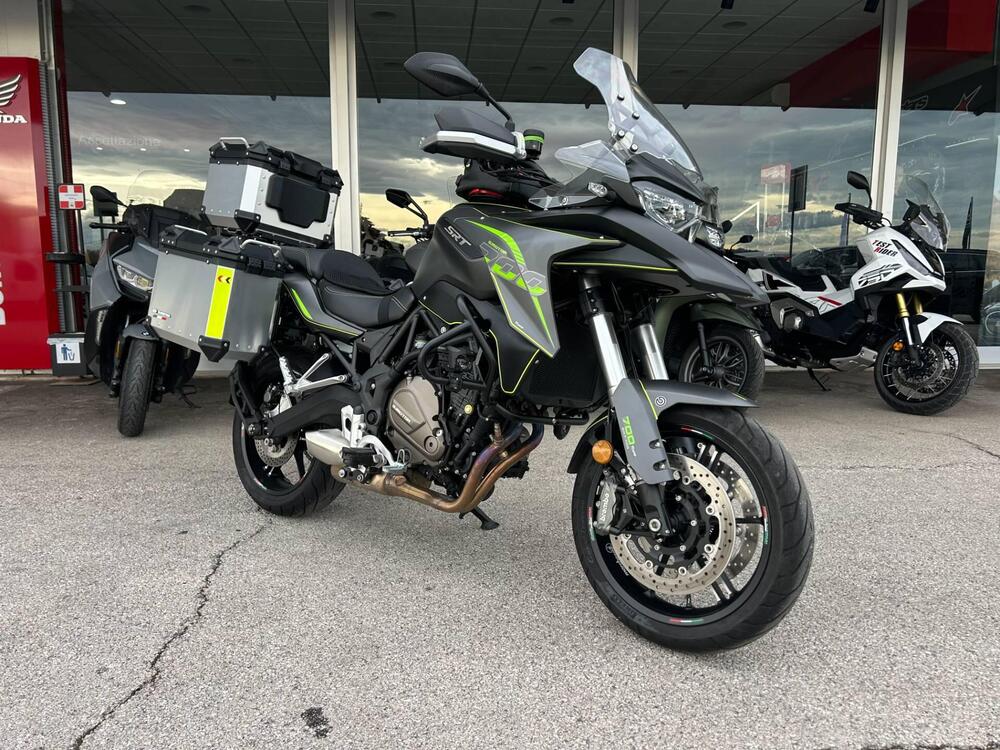 QJ Motor SRT 700 S (2025) (5)