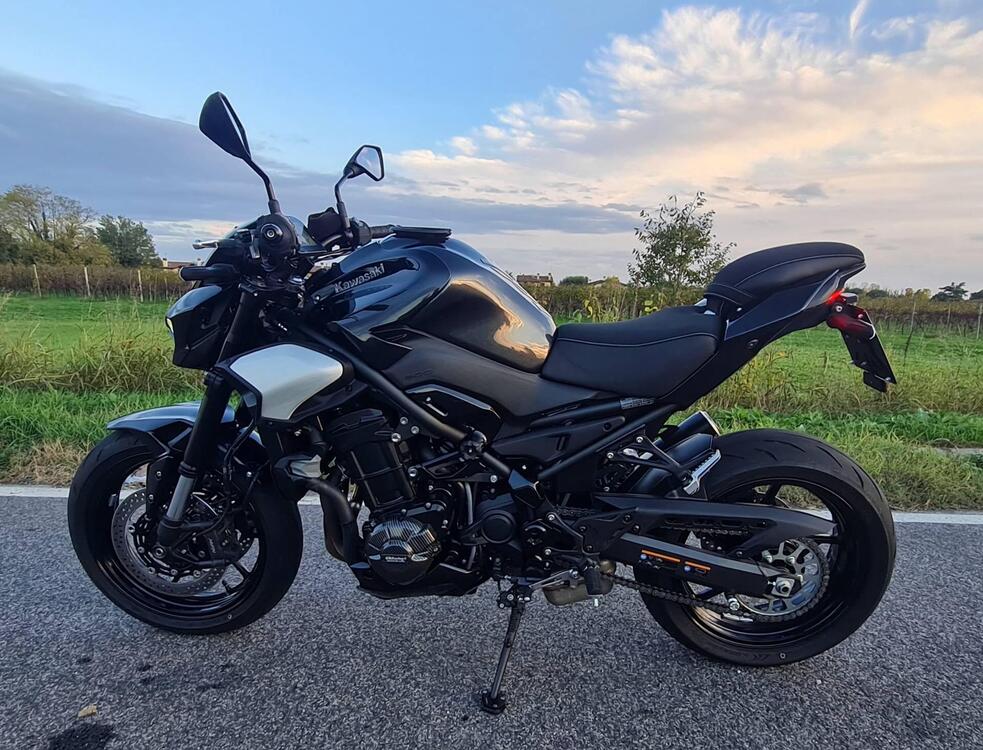 Kawasaki Z 900 (2025 - 26) (3)