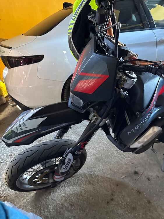 Husqvarna SM 610 (2008) (5)