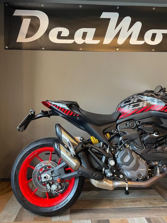 Ducati Monster 937 + (2021 - 25) (3)