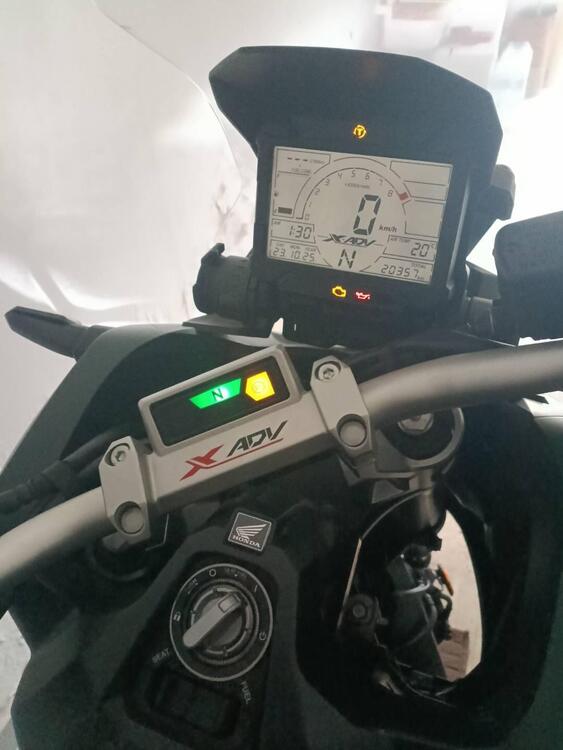 Honda X-ADV 750 (2018 - 20) (2)