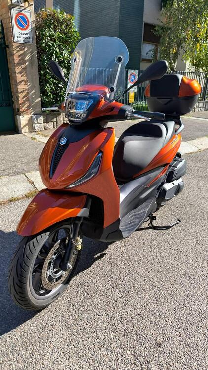 Piaggio Beverly 400 ABS-ASR (2021 - 24) (2)