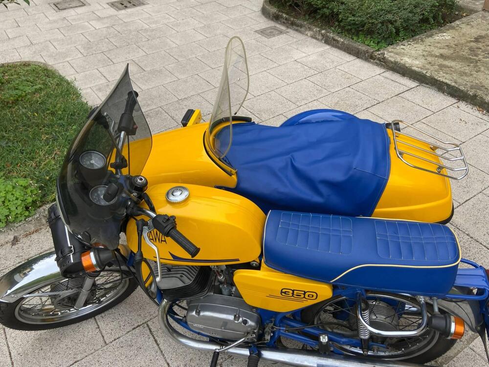 Jawa Jawa 634 con sidecar velorex 562 (5)