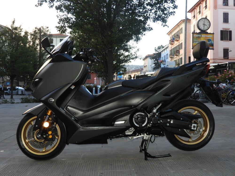 Yamaha T-Max 560 (2020 - 21) (4)