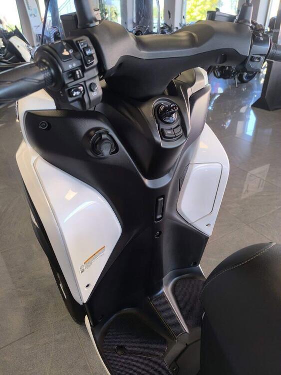 Yamaha Tricity 125 (2025) (4)