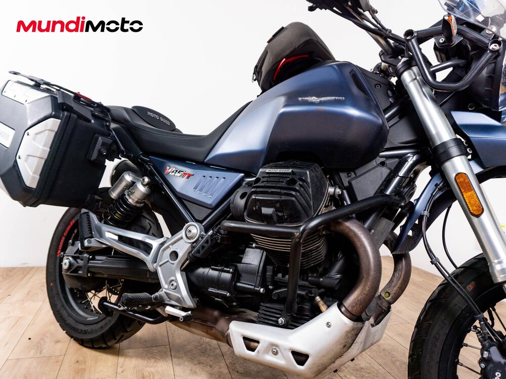 Moto Guzzi V85 TT (2024 - 25) (5)