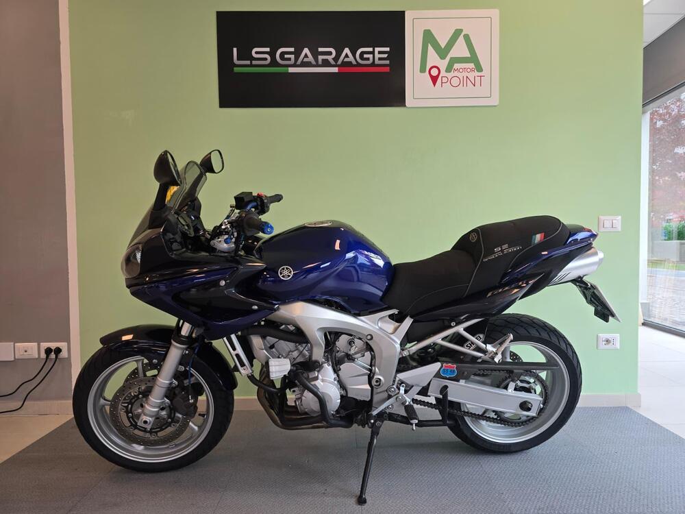 Yamaha FZ6 Fazer (2004 - 07) (2)