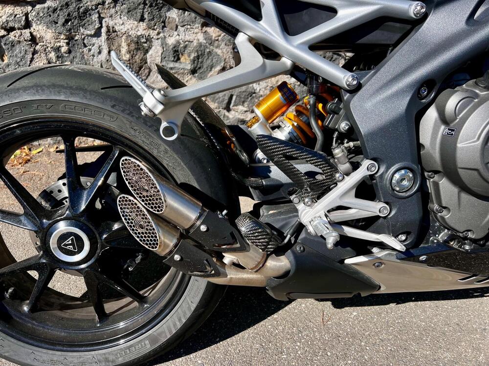 Triumph Speed Triple 1200 RS (2021 - 24) (4)