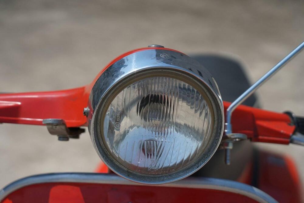 Vespa  GTR 125 - VNL2  (5)