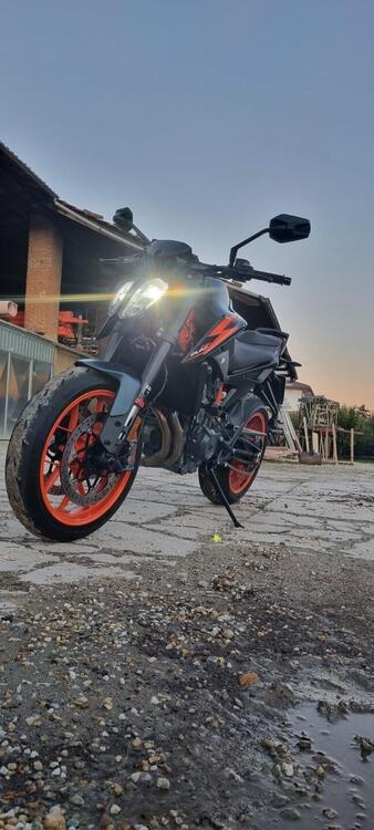 KTM 890 Duke R (2022 - 23) (2)