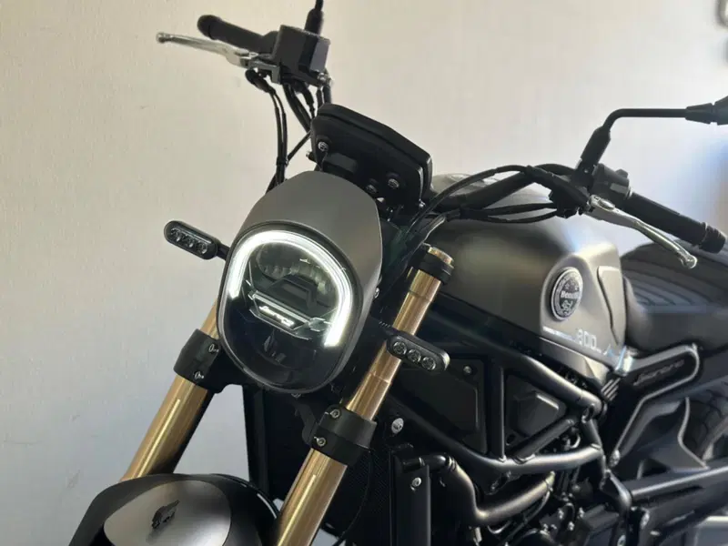 Benelli Leoncino 800 (2022 - 26) (2)