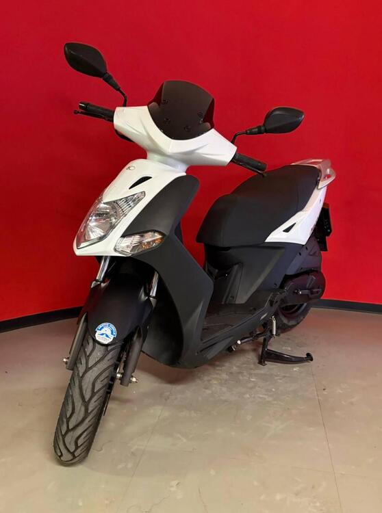 Kymco Agility 150 R16 (4)