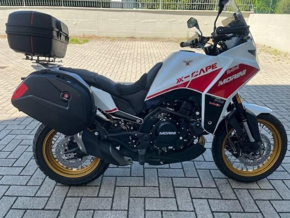 Moto Morini X-Cape 650 Gold Wheels Edition (2022 - 25) (2)