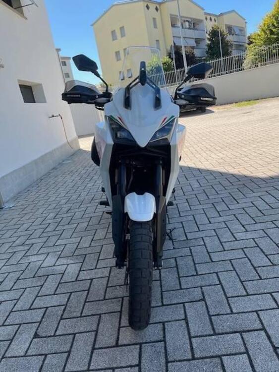 Moto Morini X-Cape 650 Gold Wheels Edition (2022 - 25) (5)