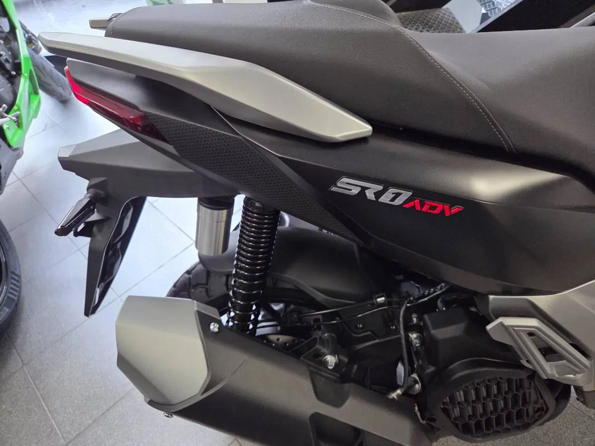 Voge Sfida SR1 ADV (2023 - 26) (3)