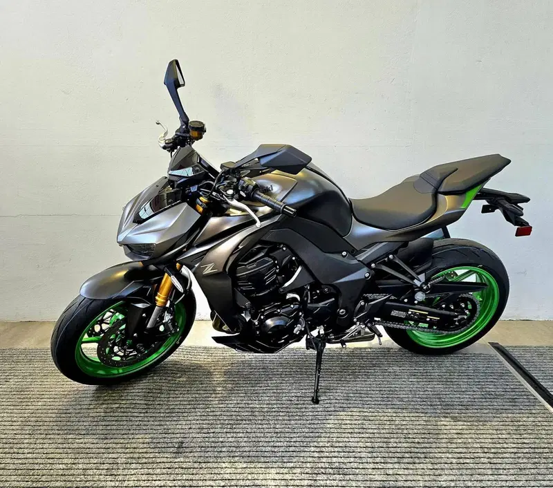 Kawasaki Z 1100 SE (2026) (2)