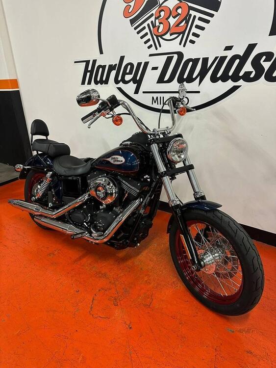 Harley-Davidson 1690 Street Bob Special (2015 - 16) - FXDB (2)