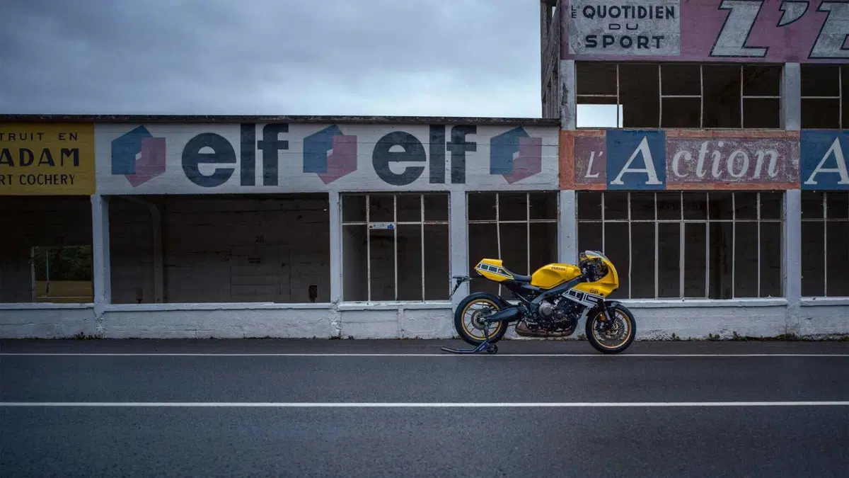 Yamaha XSR 900 GP 2026: arriva la livrea Legend Yellow, un tributo a Kenny Roberts [GALLERY] (24)