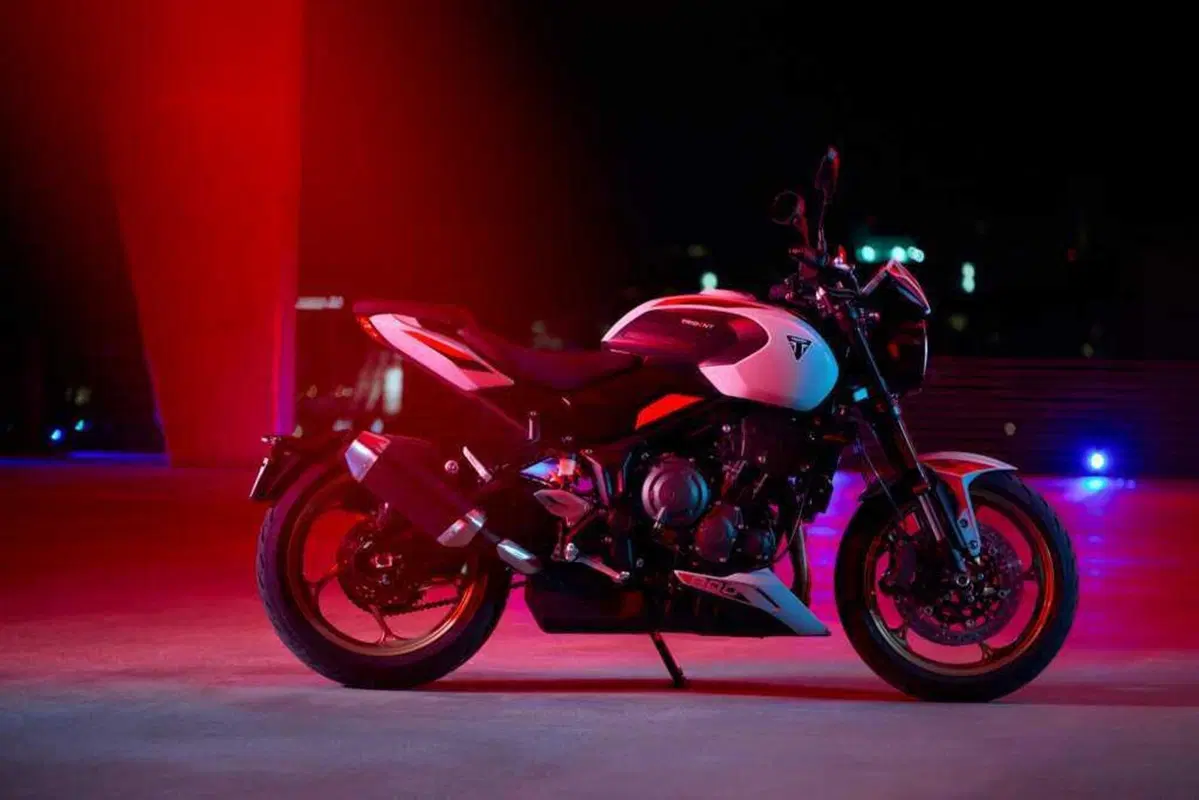 Triumph Trident 800: vi diciamo tutto sulla nuova roadster inglese [VIDEO] (31)