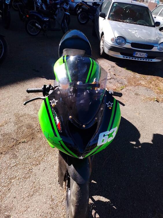 Kawasaki Ninja 600 ZX-6RR (2005 - 06) (4)