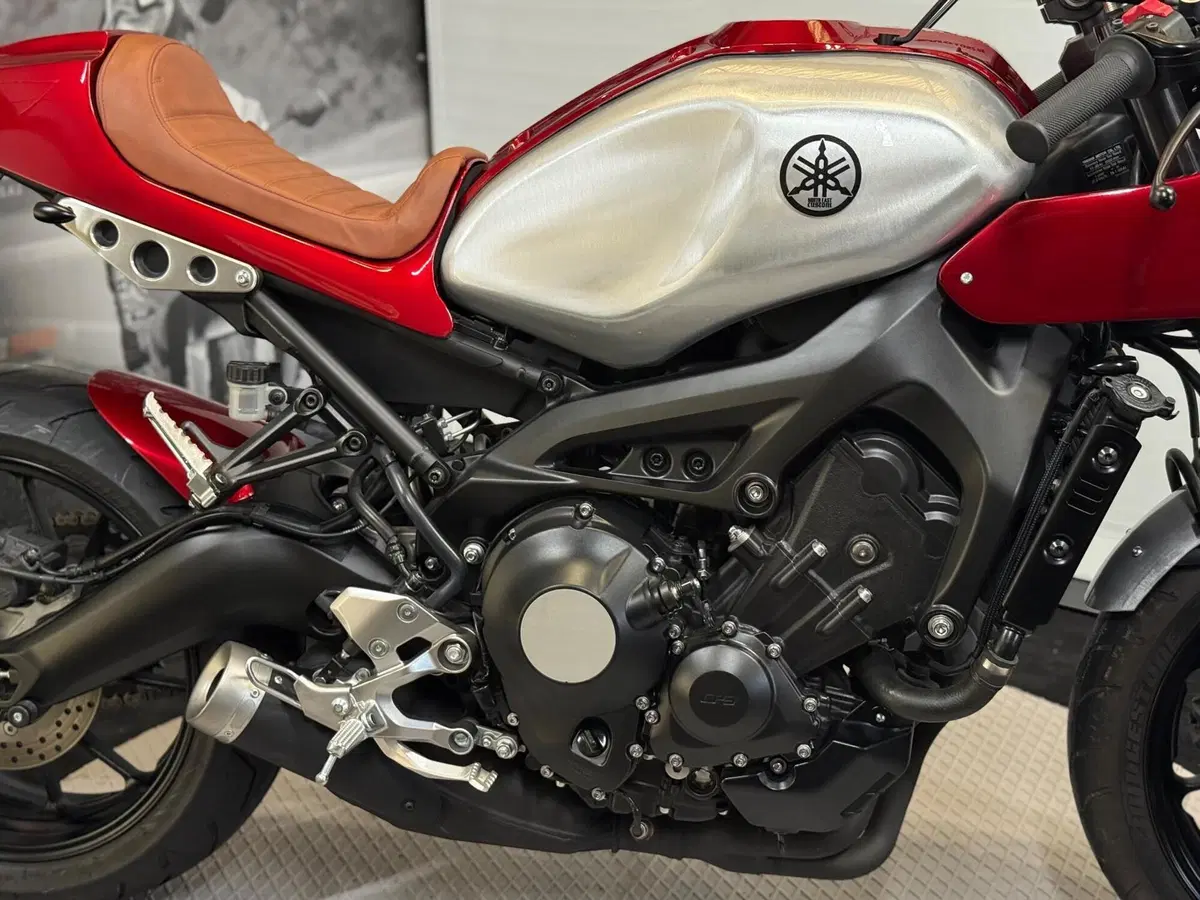 Yamaha XSR 900 ABS (2016 - 20) (2)