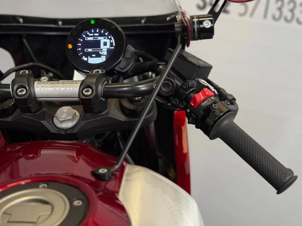 Yamaha XSR 900 ABS (2016 - 20) (16)