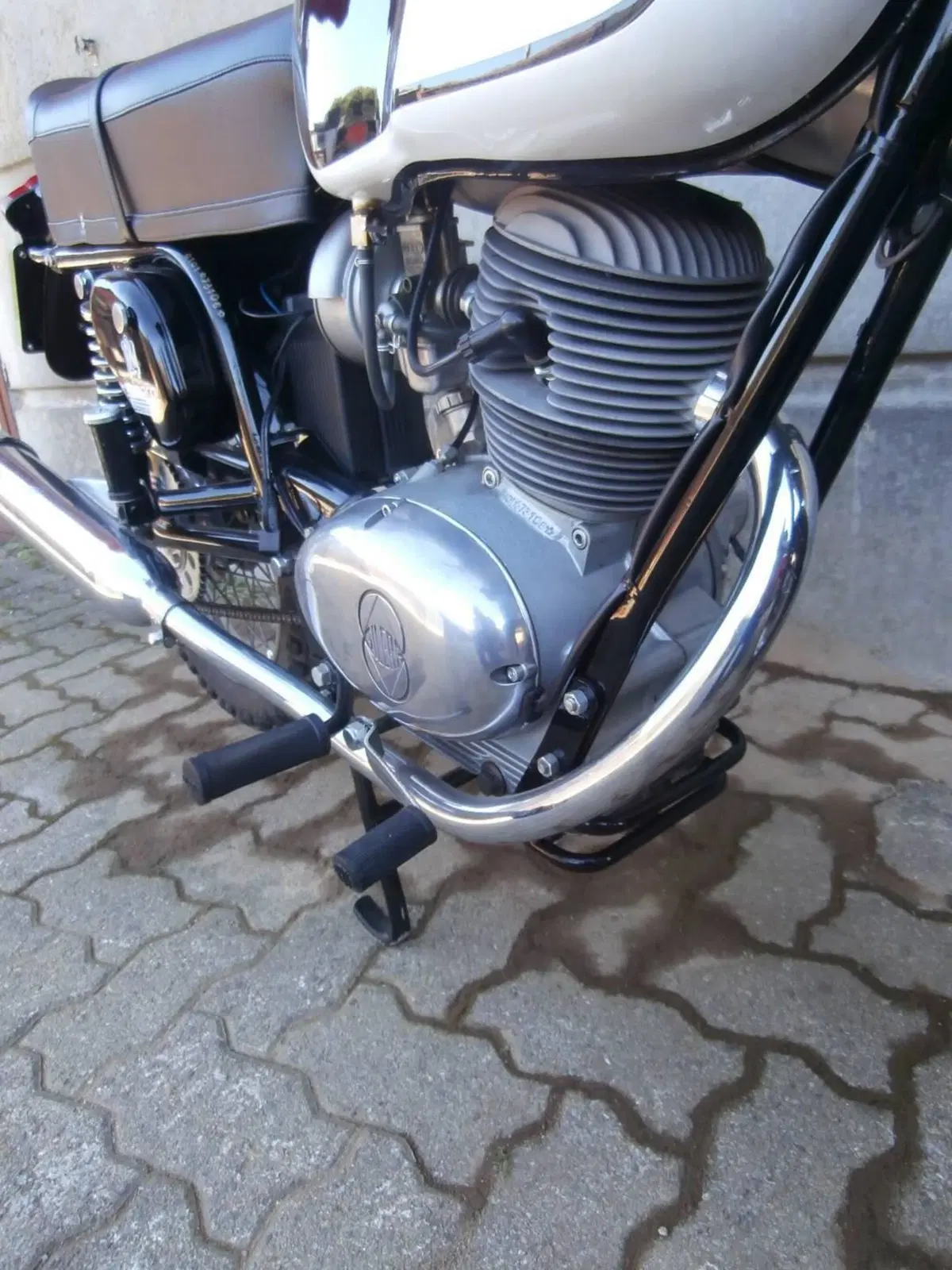 Gilera 124 SEI GIORNI (9)