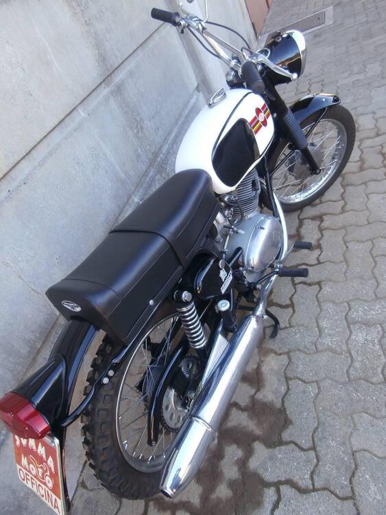 Gilera 124 SEI GIORNI (5)