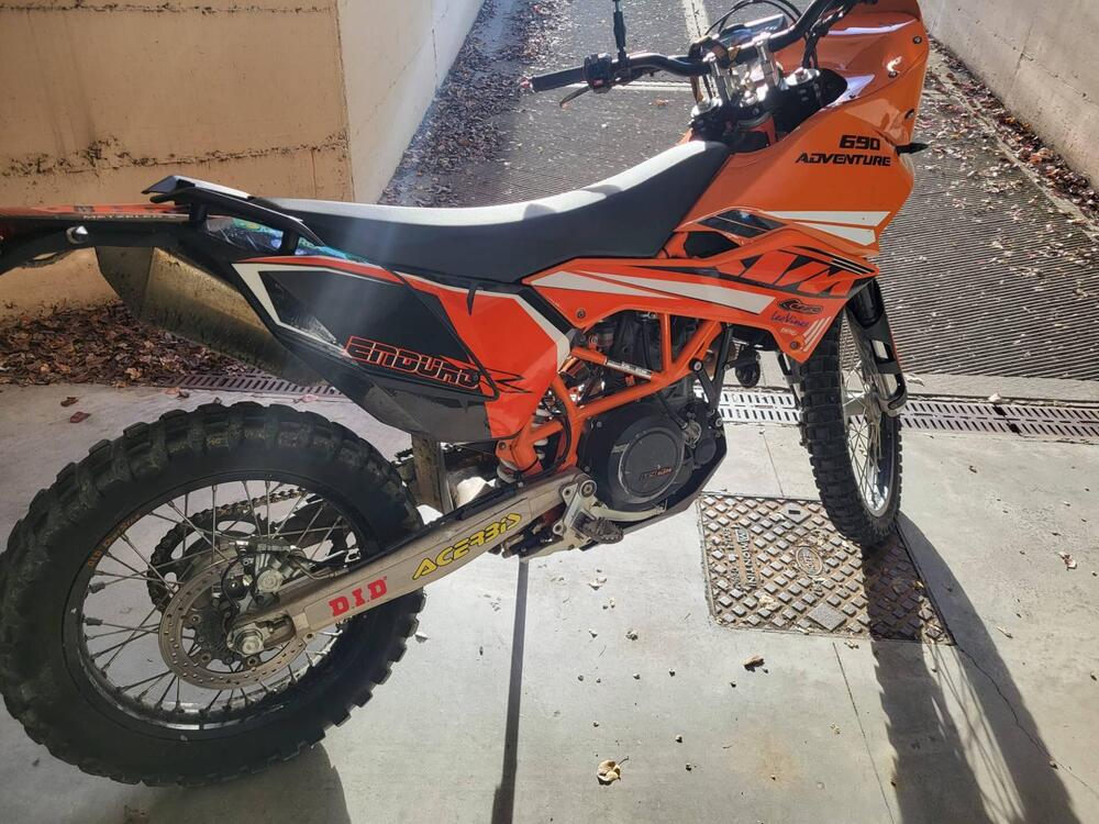 KTM 690 Enduro R (2012 - 17) (5)