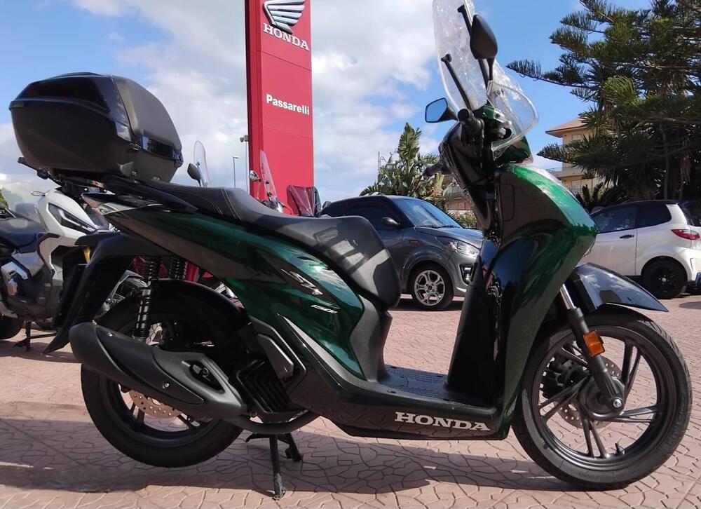 Honda SH 150i Vetro (2024 - 25) (4)