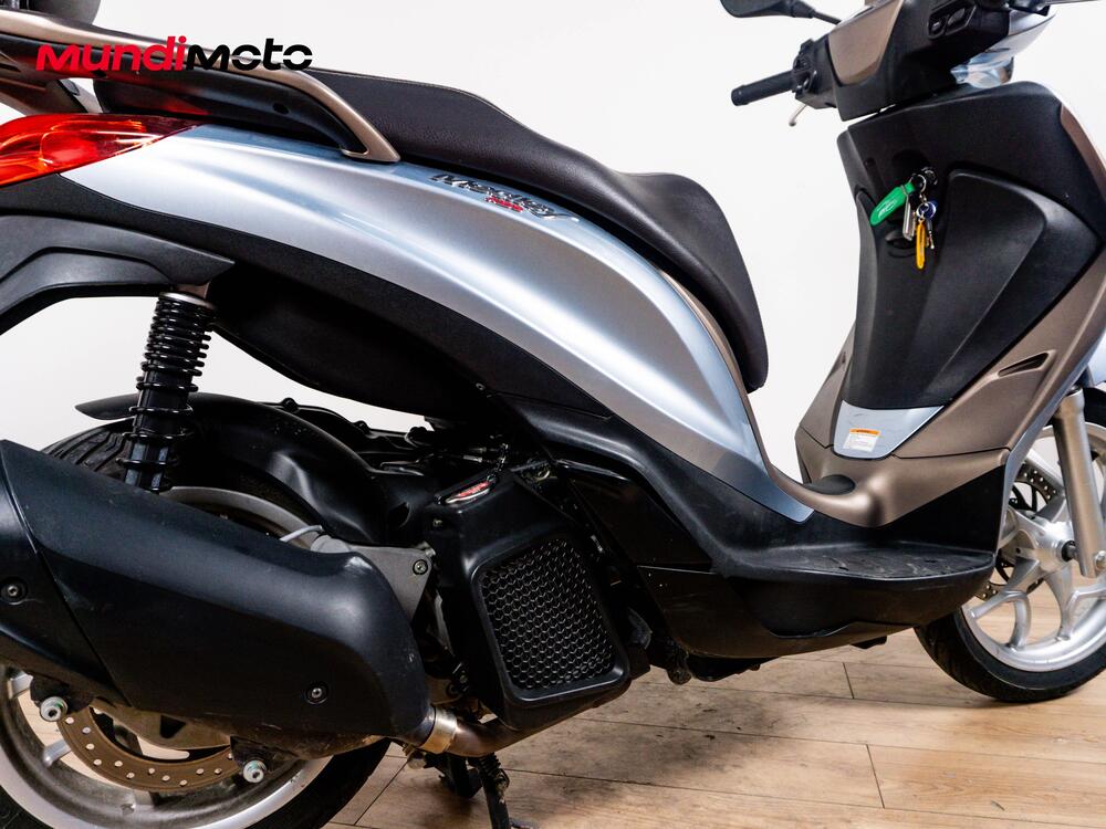 Piaggio Liberty 125 S i-get ABS (2016) (4)